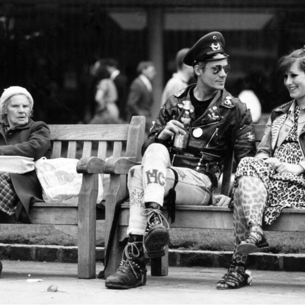 Meet your Posher, Casey